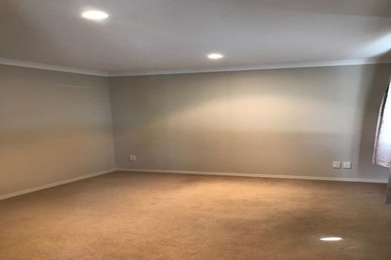 Photo of property in 30 Killybegs Drive, Pinehill, Auckland, 0632