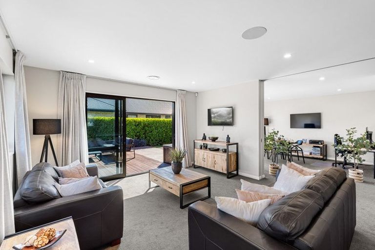 Photo of property in 42 Te Rito Street, Marshland, Christchurch, 8083