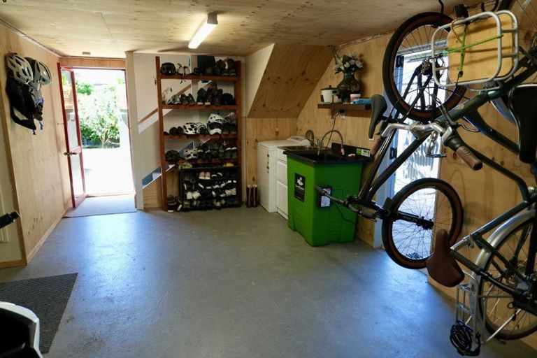 Photo of property in 6 Newport Way, The Brook, Nelson, 7010