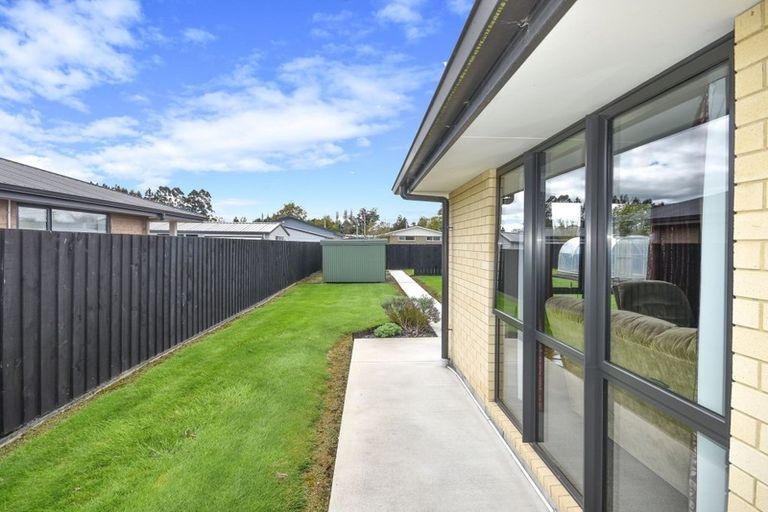 Photo of property in 16 Cross Street, Milton, 9220