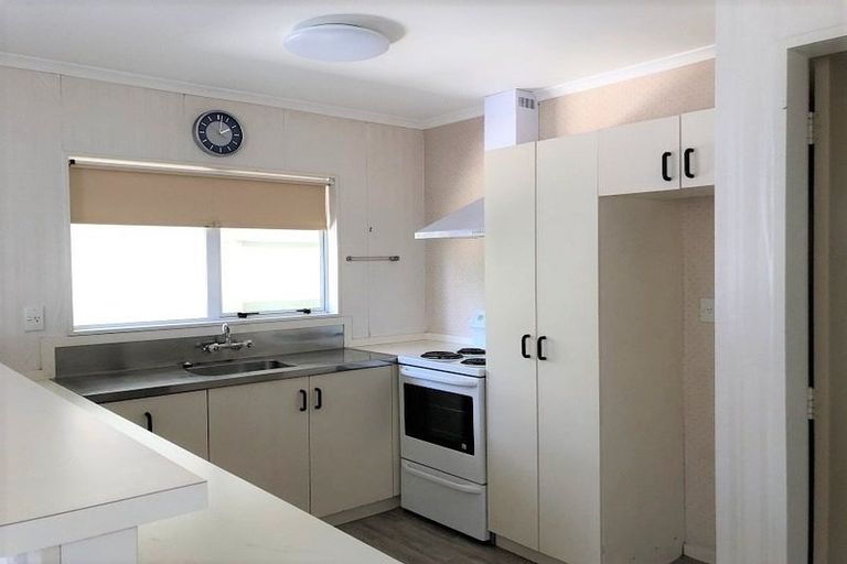 Photo of property in 38a Saint Annes Street, Levin, 5510