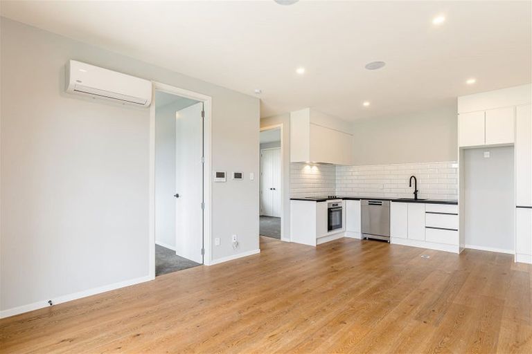 Photo of property in 8 Cutfield Lane, Kumeu, 0810