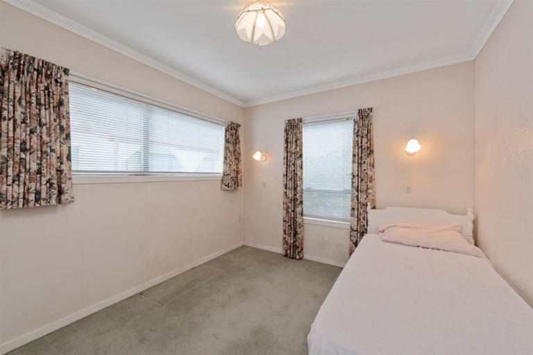 Photo of property in 8a Waitui Grove, Mount Maunganui, 3116