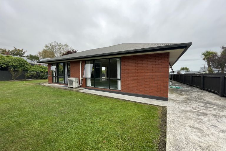 Photo of property in 90 Poplar Street, Gleniti, Timaru, 7910