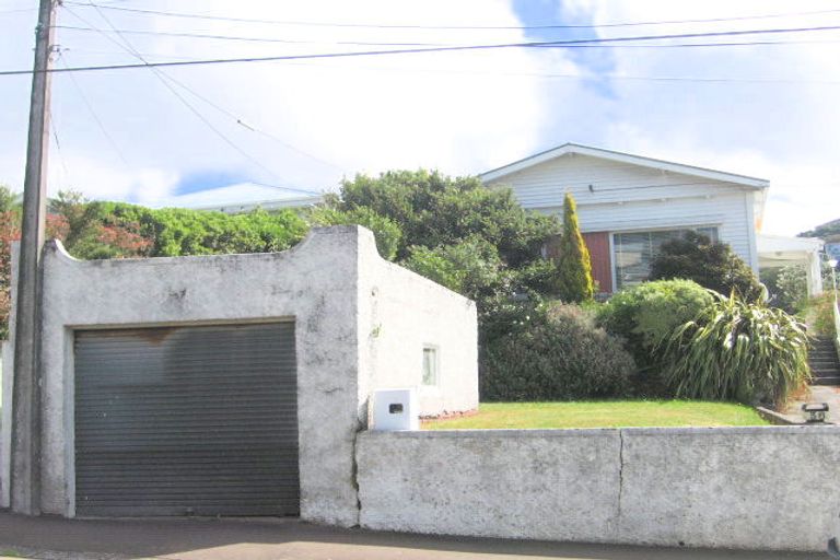 Photo of property in 34 Mckinley Crescent, Brooklyn, Wellington, 6021