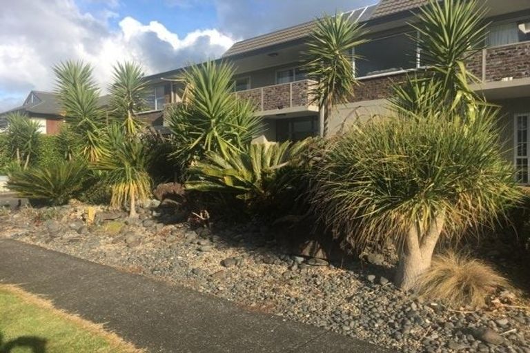 Photo of property in 13 Wilfred Street, St Andrews, Hamilton, 3200