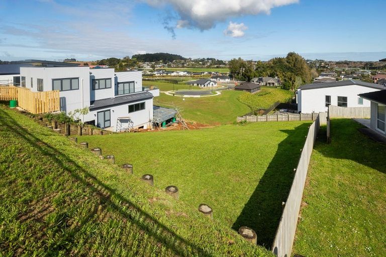 Photo of property in 42 Lisle Farm Drive, Pukekohe, 2120