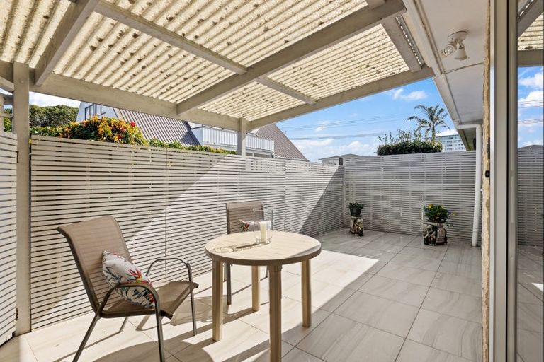 Photo of property in 2/16 Riverside Road, Orewa, 0931