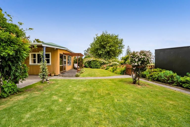 Photo of property in 5610 South Road, Rahotu, Opunake, 4681