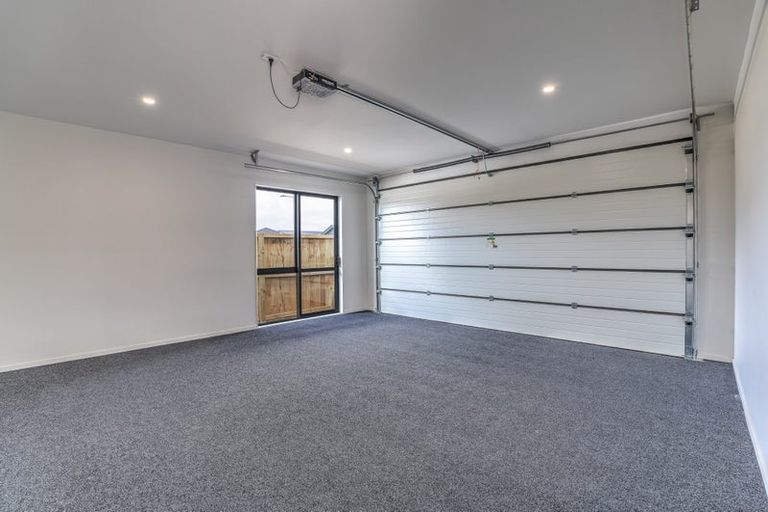 Photo of property in 26 Babina Avenue, Kumeu, 0810