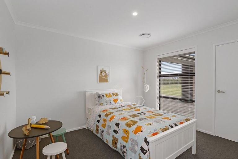 Photo of property in 14 Kingsdowne Drive, West Melton, 7618