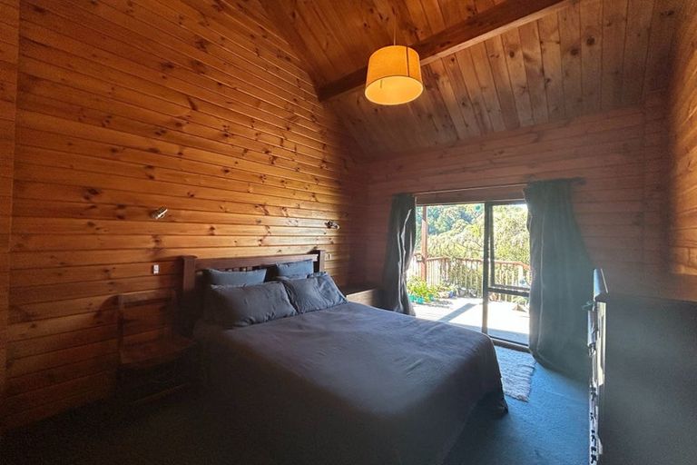 Photo of property in 49a Cornwall Road, Lyttelton, 8082