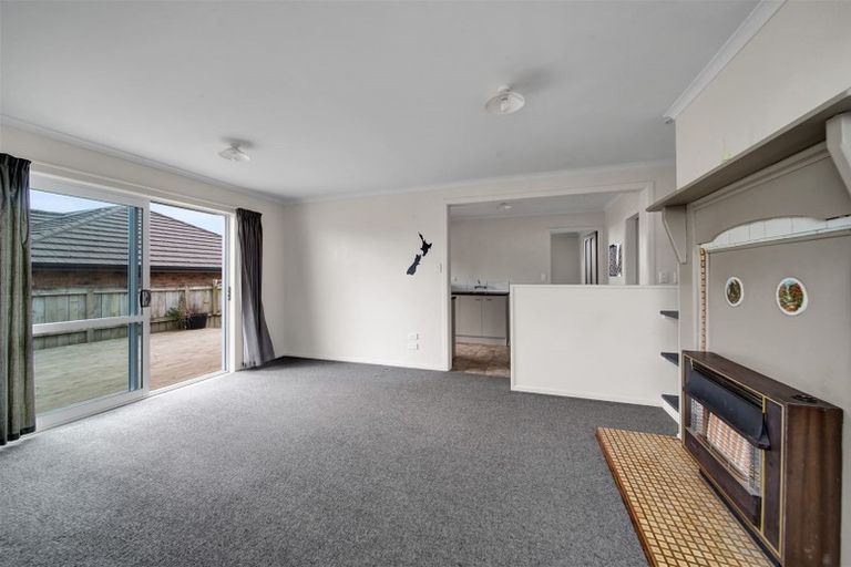 Photo of property in 10 Campbell Street, Hawera, 4610