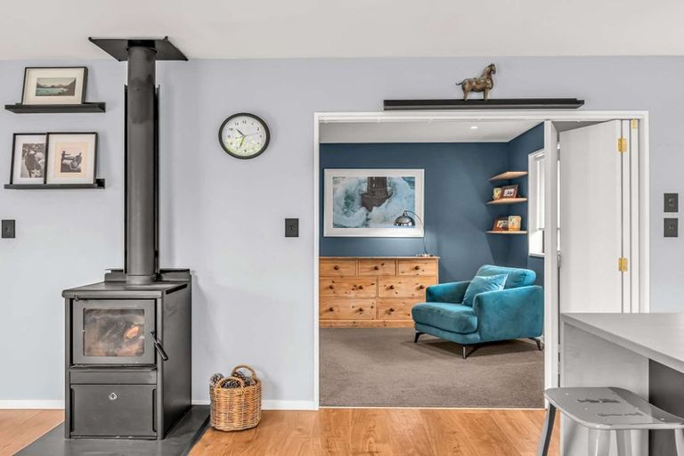 Photo of property in 33 Tara Crescent, Woodend, 7610