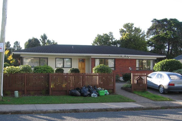 Photo of property in 22 Angelo Avenue, Howick, Auckland, 2014