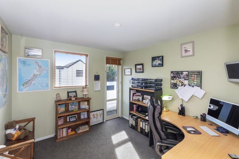 Photo of property in 28 Mayfair Street, Riccarton, Christchurch, 8011