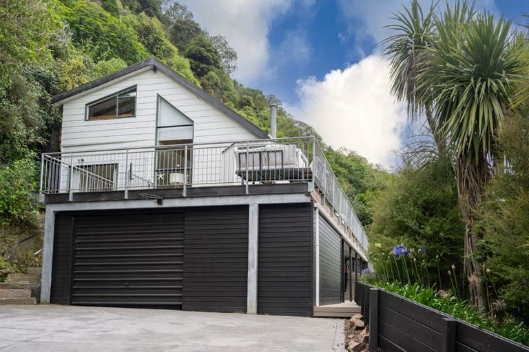 Photo of property in 79 Tikao Bay Road, Wainui, French Farm, 7582