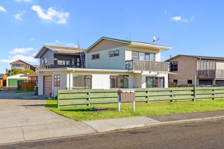 Photo of property in 1/298 Ocean Road, Ohope, 3121