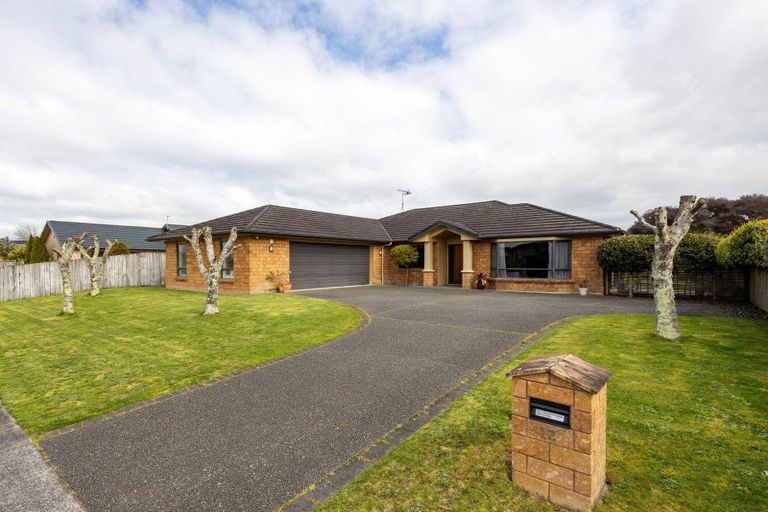Photo of property in 12 Grace Avenue, Rototuna North, Hamilton, 3210