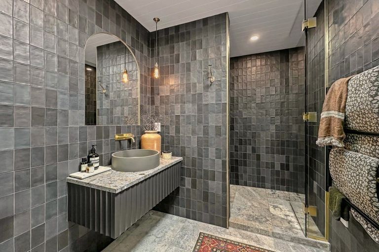 Photo of property in 1 Nisbet Terrace, Kinloch, Taupo, 3377