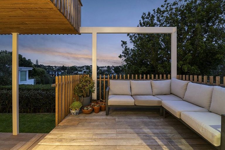 Photo of property in 2/37 Prospect Terrace, Milford, Auckland, 0620