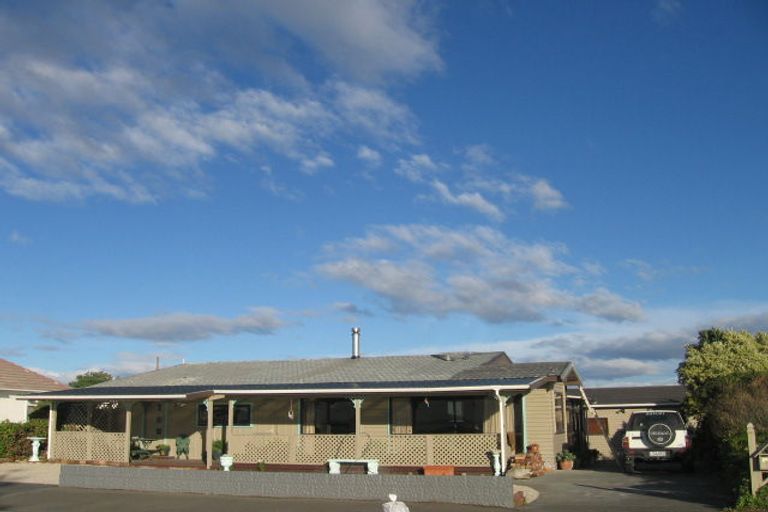 Photo of property in 94 The Esplanade, Westshore, Napier, 4110