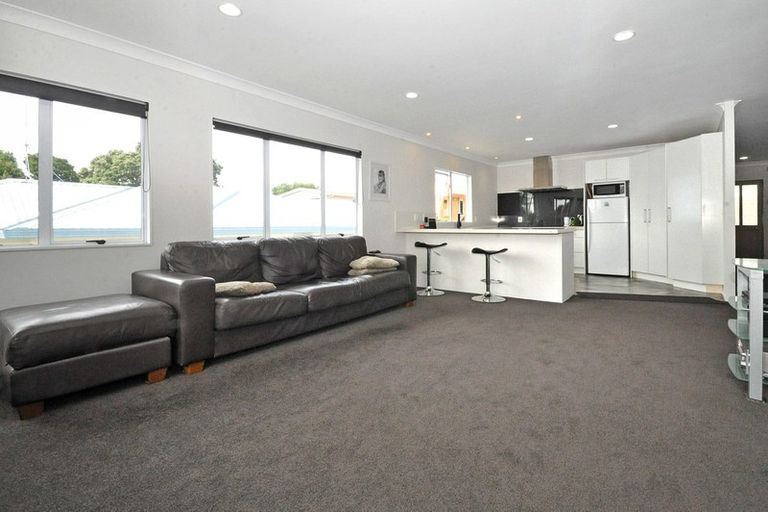 Photo of property in 3/840 Whangaparaoa Road, Manly, Whangaparaoa, 0930