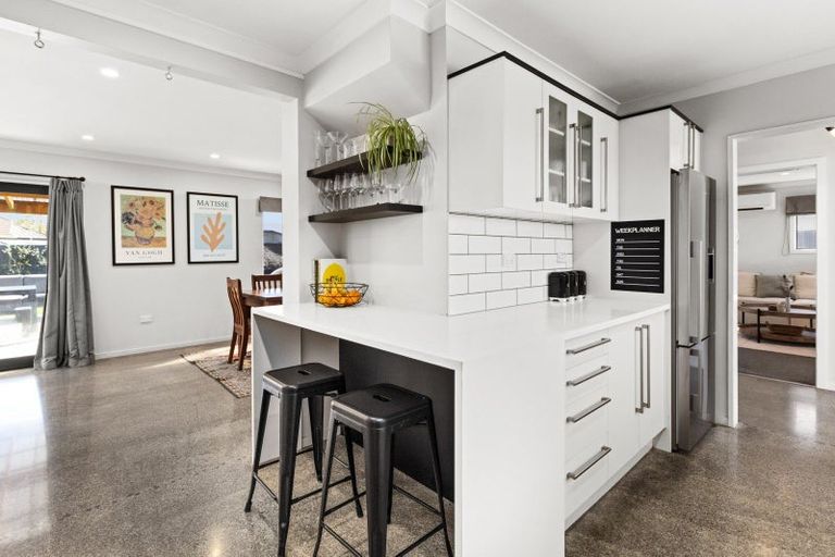 Photo of property in 166 Avondale Road, Greenmeadows, Napier, 4112