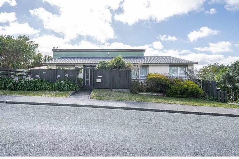 Photo of property in 14 Old Coach Road, Johnsonville, Wellington, 6037