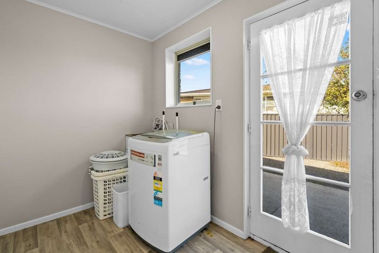 Photo of property in 93 Dunbeath Crescent, Kew, Invercargill, 9812