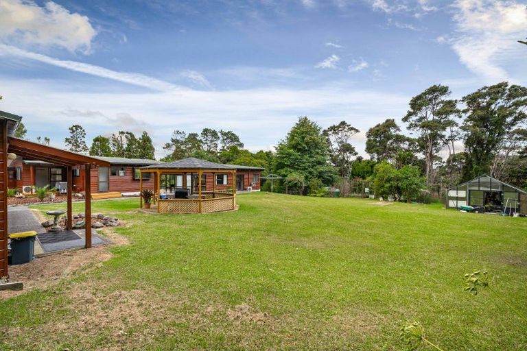 Photo of property in 78 Opanuku Road, Henderson Valley, Auckland, 0612