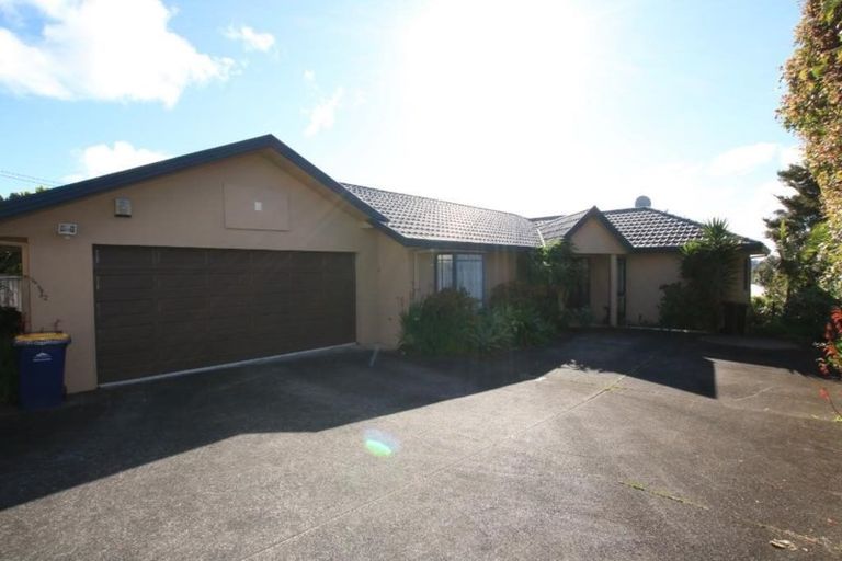 Photo of property in 7a Roberts Road, Glenfield, Auckland, 0629