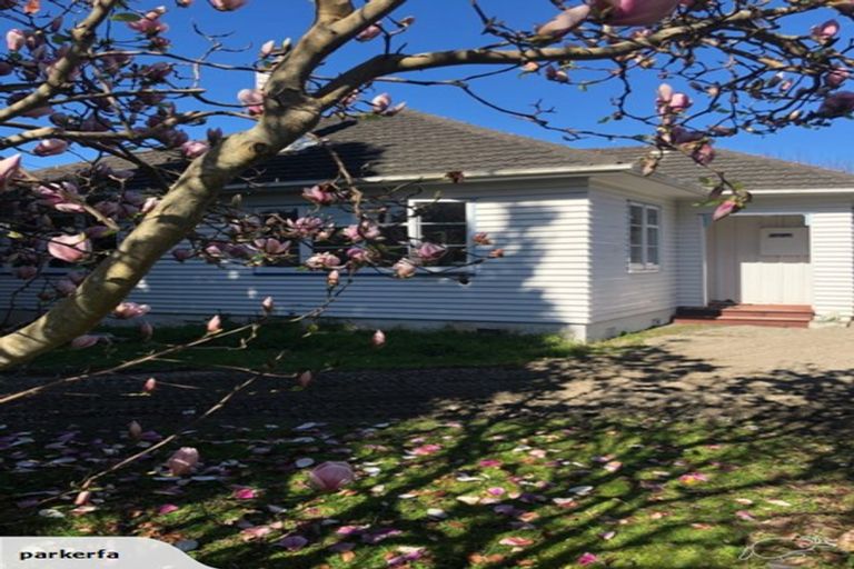 Photo of property in 14 Thornycroft Avenue, Epuni, Lower Hutt, 5011