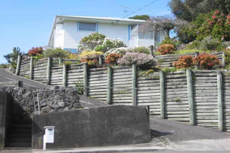 Photo of property in 11 Gordon Street, Glen Avon, New Plymouth, 4312