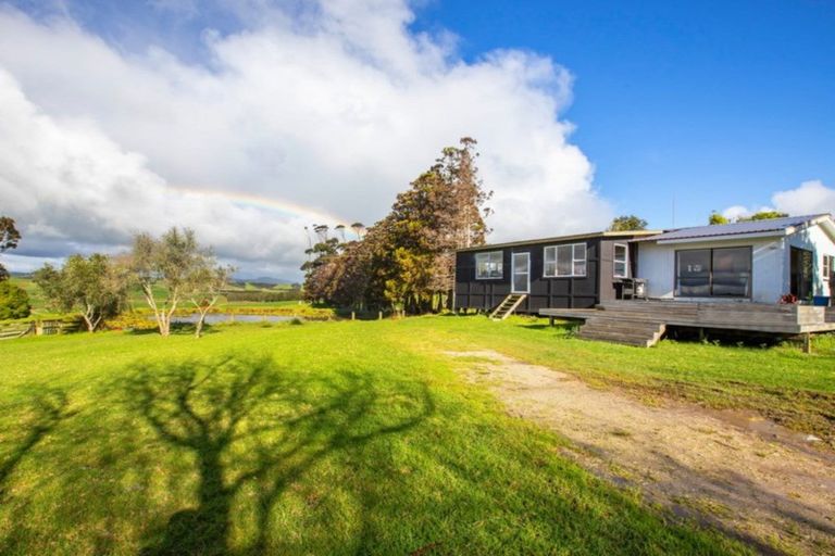 Photo of property in 84 Ocean View Road, Te Arai, Wellsford, 0974
