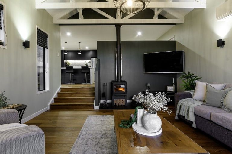 Photo of property in 31 Roger Guy Place, Welcome Bay, Tauranga, 3175