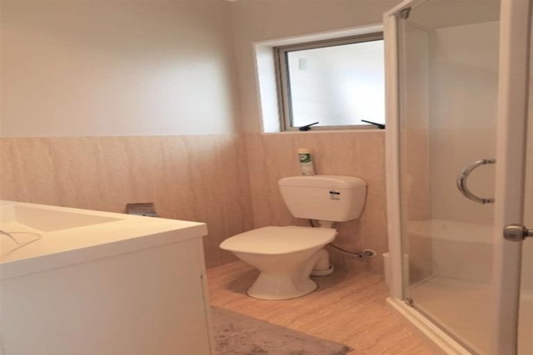 Photo of property in 16 Tavua Lane, Ranui, Auckland, 0612