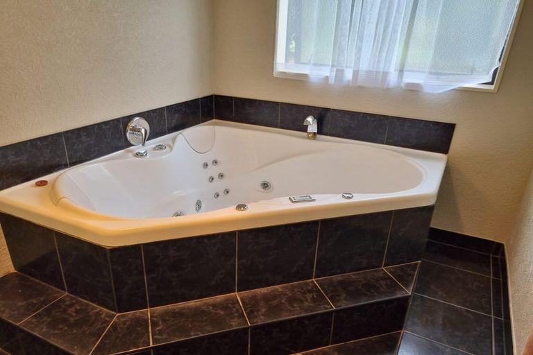 Photo of property in 143 Hall Road, Rangiriri, Te Kauwhata, 3782