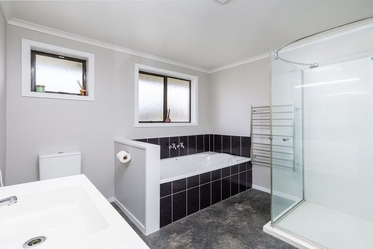 Photo of property in 30 Innes Street, Waimate, 7924