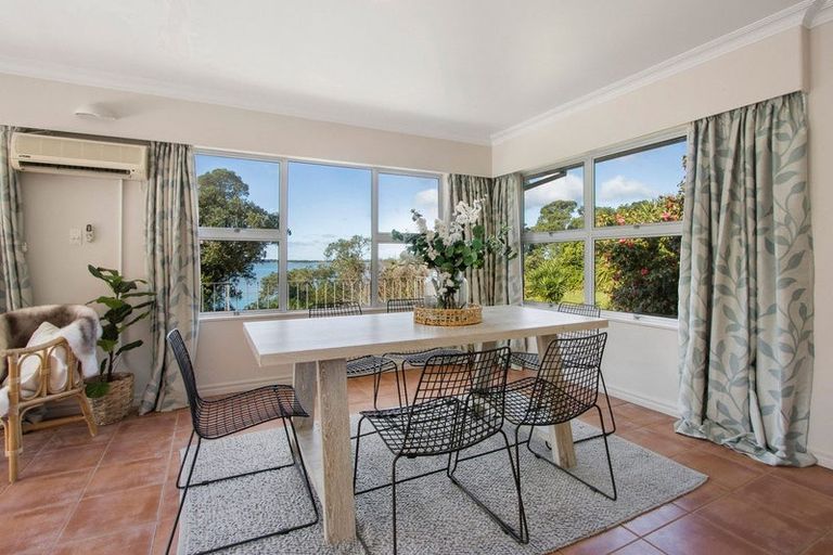 Photo of property in 22 Giles Way, Tanners Point, Katikati, 3177