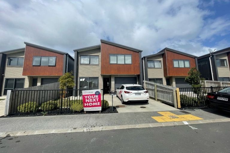 Photo of property in 89 Black Beech Crescent, Takanini, 2110