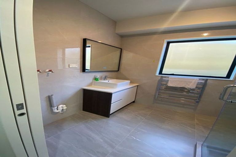 Photo of property in 19 Meadowridge Drive, Flat Bush, Auckland, 2019