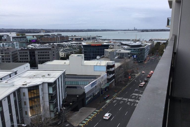Photo of property in Alpha Apartments, 802/17 Vogel Lane, Auckland Central, Auckland, 1010