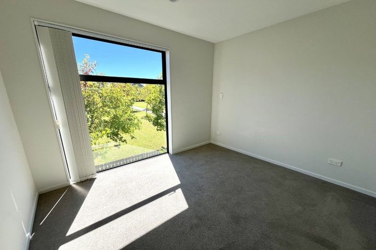 Photo of property in 16 Whai Hua Lane, Mangere Bridge, Auckland, 2022
