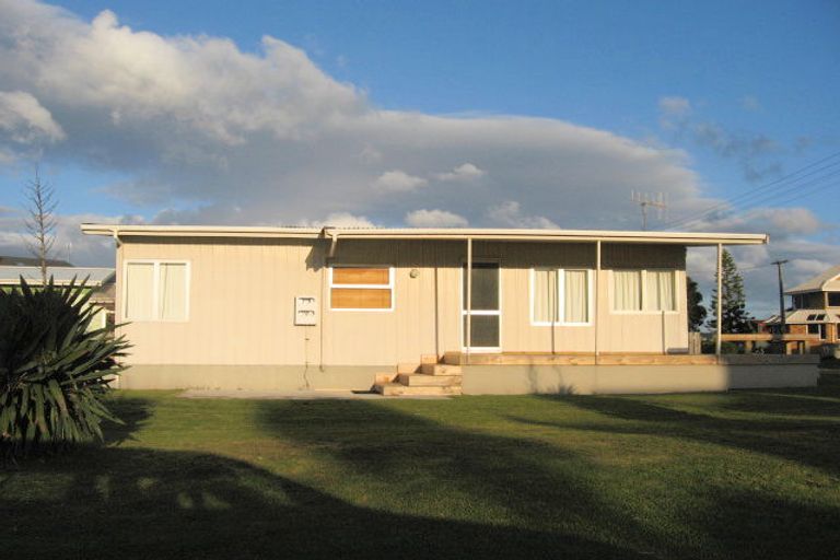 Photo of property in 300a Rangi Avenue, Whangamata, 3620