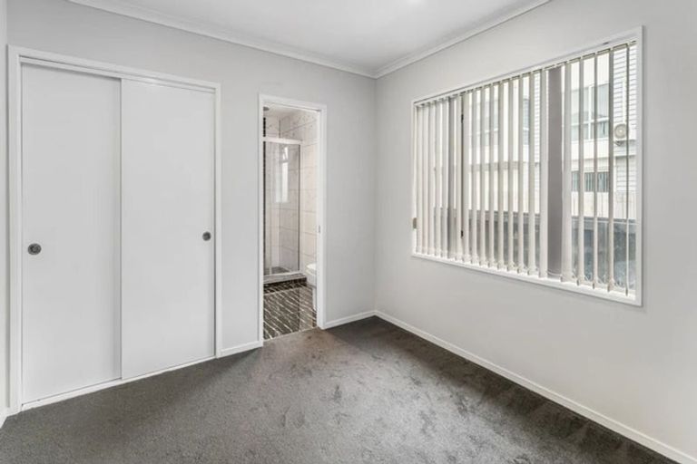 Photo of property in 169 Russell Road, Manurewa, Auckland, 2102