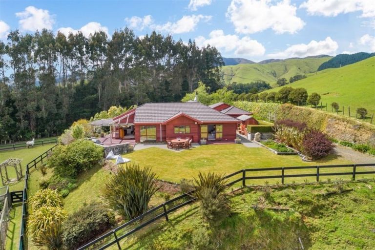 Photo of property in 88 Russells Road, Whitemans Valley, Upper Hutt, 5371