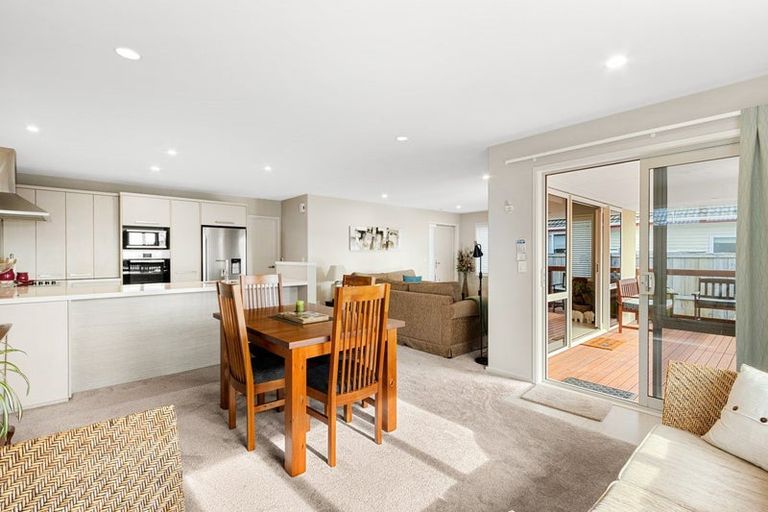 Photo of property in 51 Shortland Street, Wainoni, Christchurch, 8061