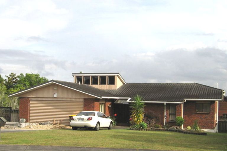 Photo of property in 18 Deanna Drive, West Harbour, Auckland, 0618