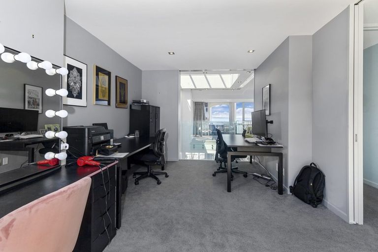 Photo of property in The Sands Apartments, 31/47 The Strand, Takapuna, Auckland, 0622